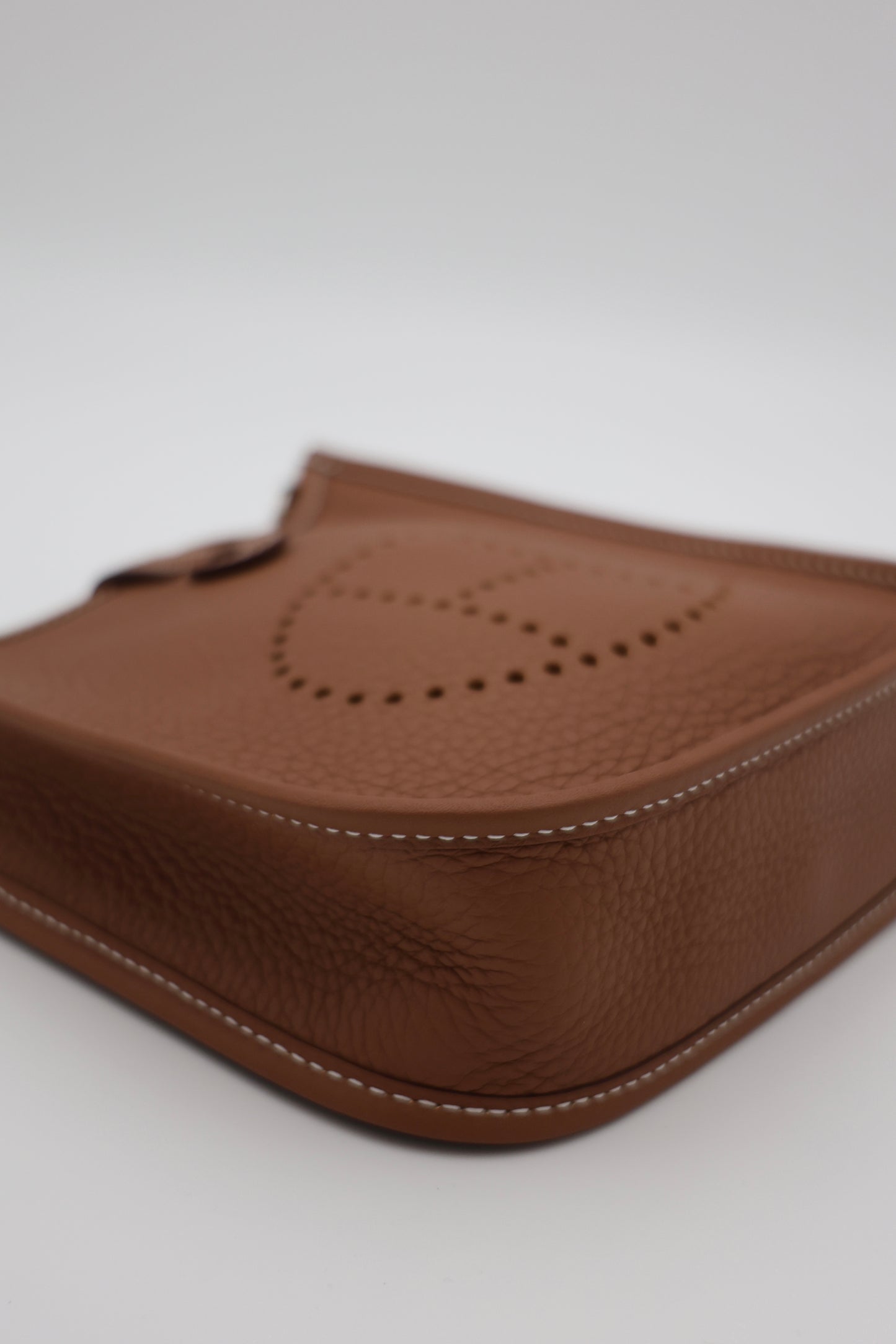 Hermès Evelyne TPM 16 Gold
