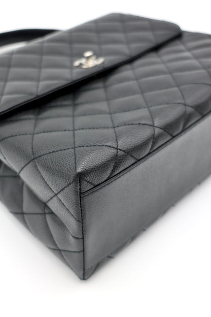 CHANEL Caviar Quilted Jumbo Kelly Flap Black