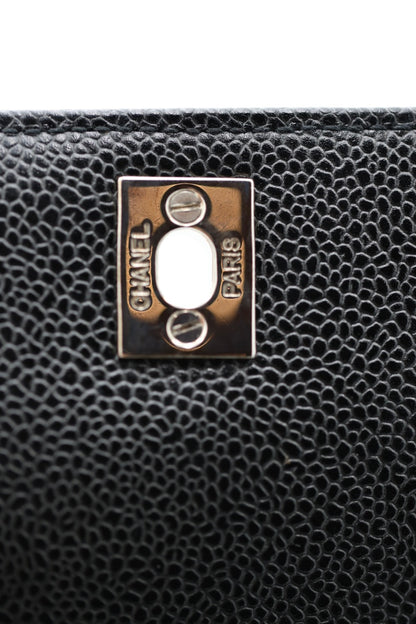 CHANEL Caviar Quilted Jumbo Kelly Flap Black