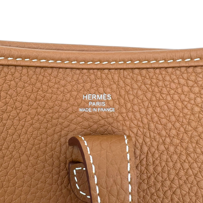 HERMÈS Evelyne 23 in Gold with Palladium Hardware Stamp G (2026)