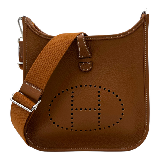 HERMÈS Evelyne 23 in Gold with Palladium Hardware Stamp G (2026)
