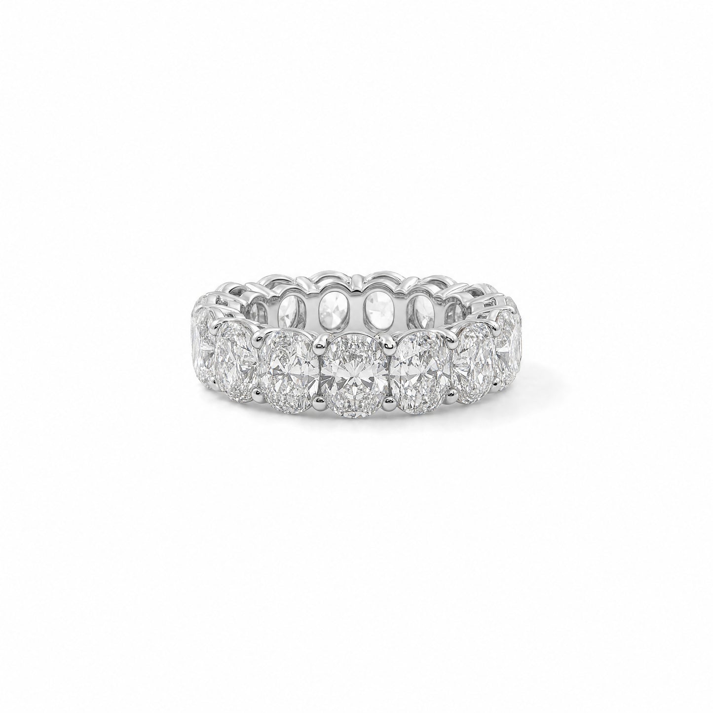 JANARY Oval Cut 8-Carat Diamond Eternity Ring in Platinum