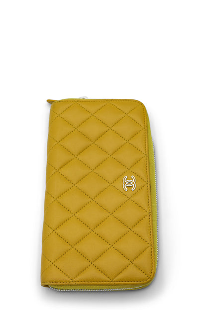 Chanel Classic Zippy Wallet in Yellow Quilted Lambskin