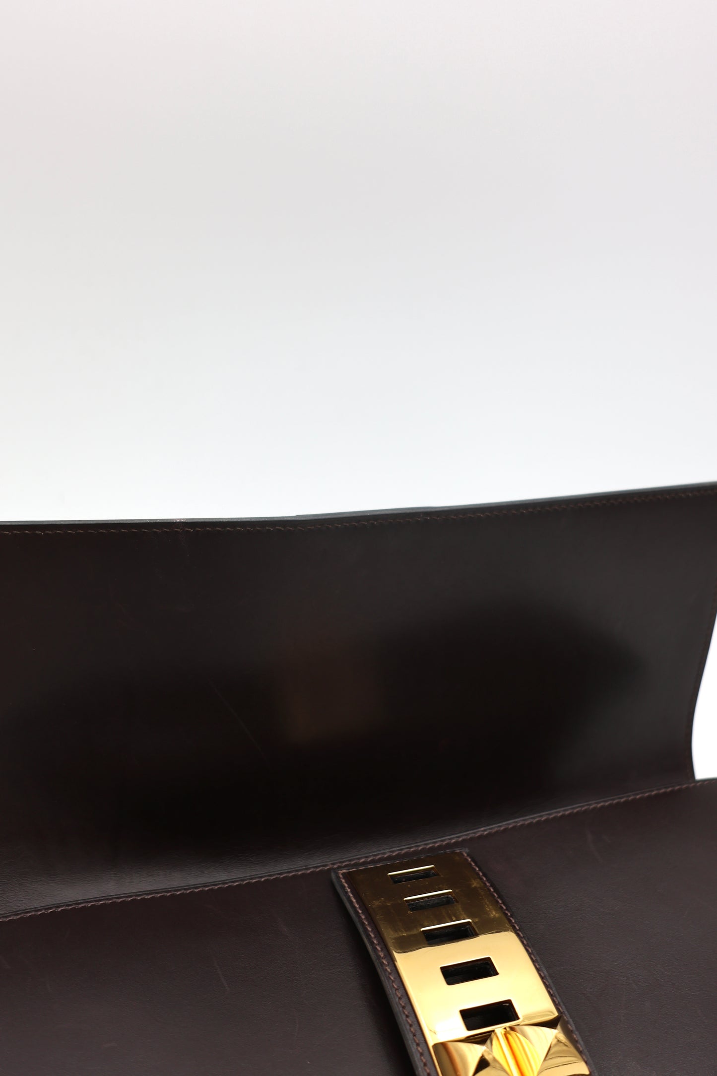 Hermes Medor 29 Clutch in Chocolat Box Calfskin with Gold Hardware