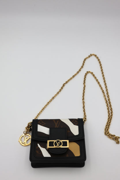 Louis Vuitton Monogram League of Legends Dauphine BB Bum Bag