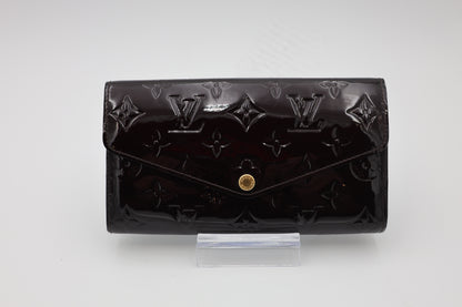 Louis Vuitton Amarante Monogram Vernis Sarah Wallet