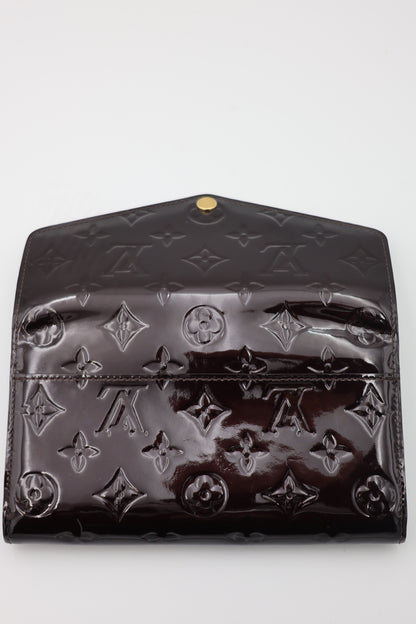 Louis Vuitton Amarante Monogram Vernis Sarah Wallet