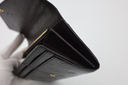 Louis Vuitton Amarante Monogram Vernis Sarah Wallet