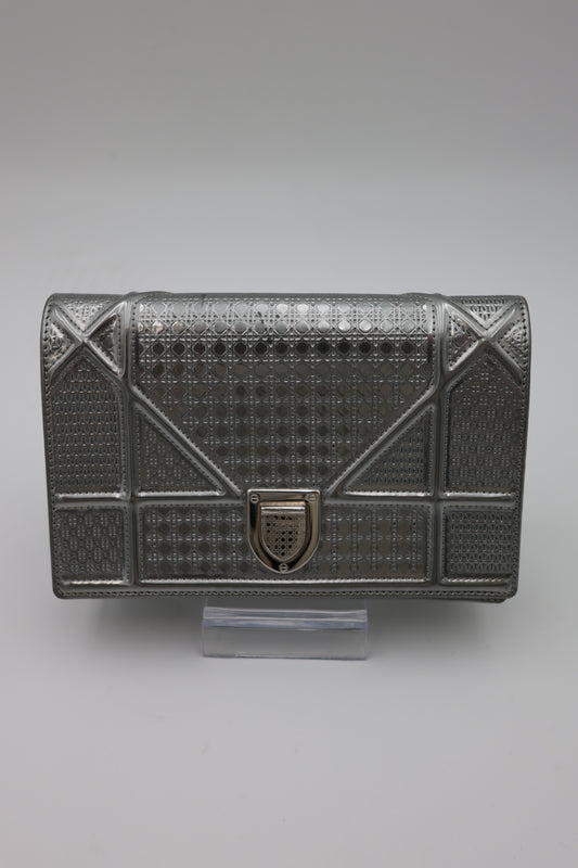 Christian Dior Metallic Micro-Cannage Diorama Wallet on Chain Silver