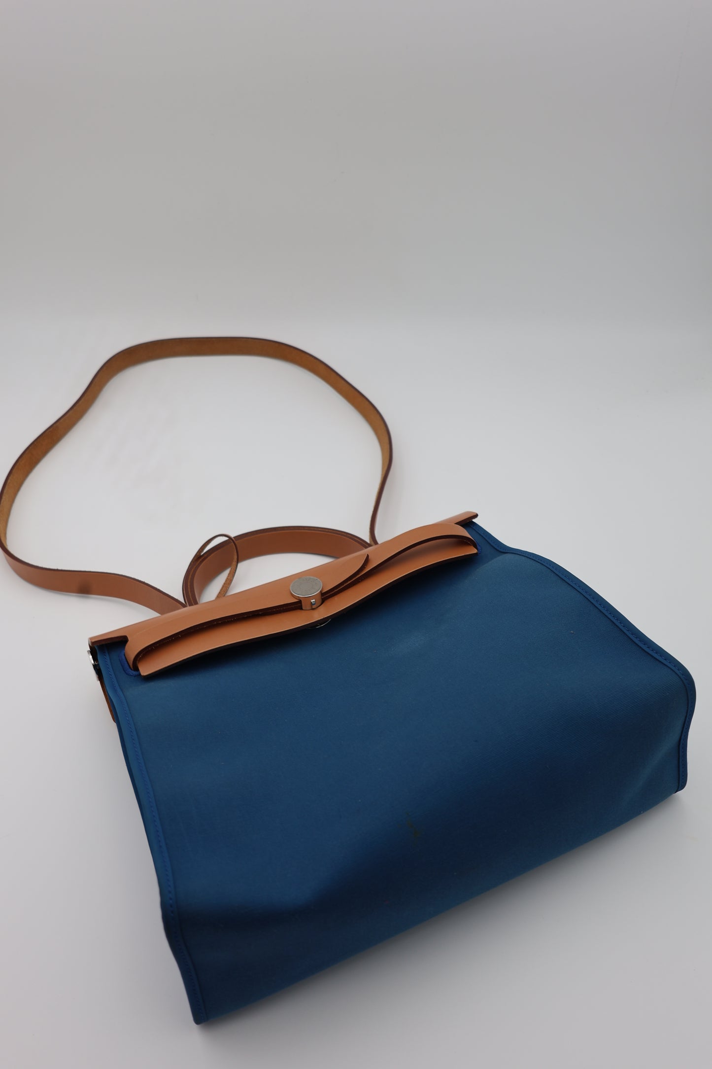 Hermès Herbag Zip 31 Bleu France Toile Militaire & Vache Hunter Leather