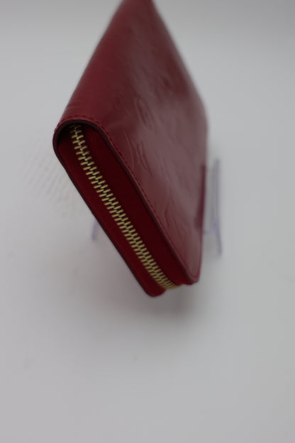 Louis Vuitton Vernis Zippy Wallet Rouge Fauviste