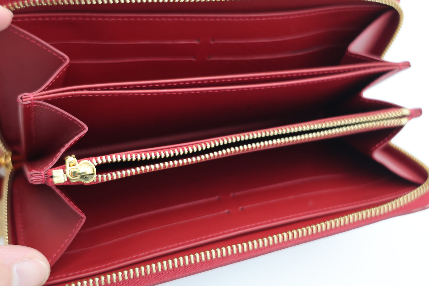 Louis Vuitton Vernis Zippy Wallet Rouge Fauviste