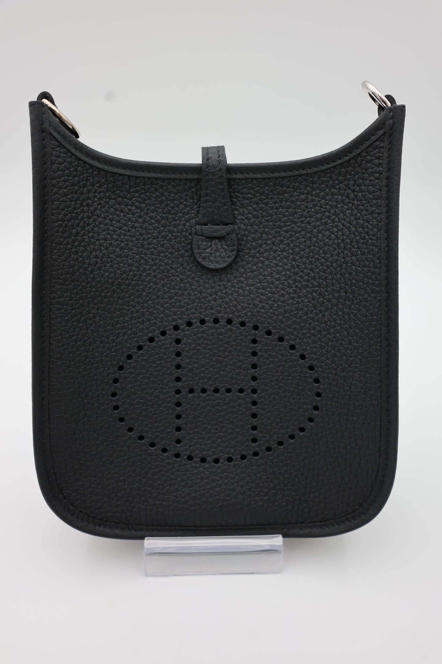 Hermès Evelyne 16 TPM in Noir Clemence Leather with Palladium Hardware