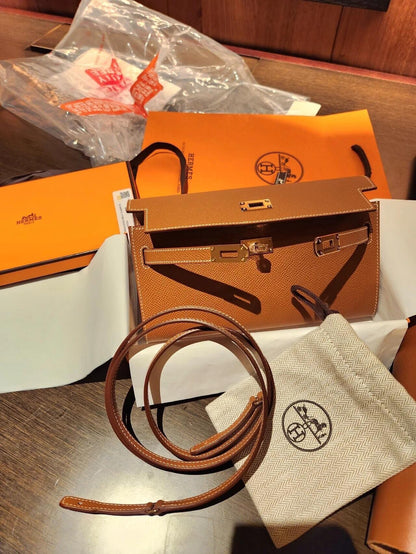 Hermès Kelly To Go Gold Leather GHW