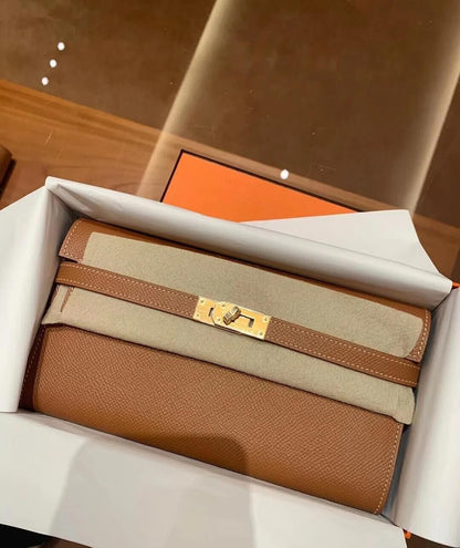 Hermès Kelly To Go Gold Leather GHW