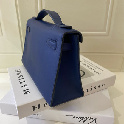 Hermès Kelly Pochette Bleu Saphir Swift Leather GHW