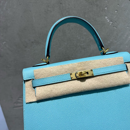 Hermès Kelly 25 Bleu Atoll Epsom Leather GHW