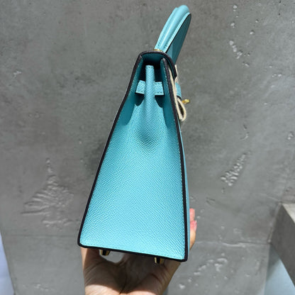 Hermès Kelly 25 Bleu Atoll Epsom Leather GHW