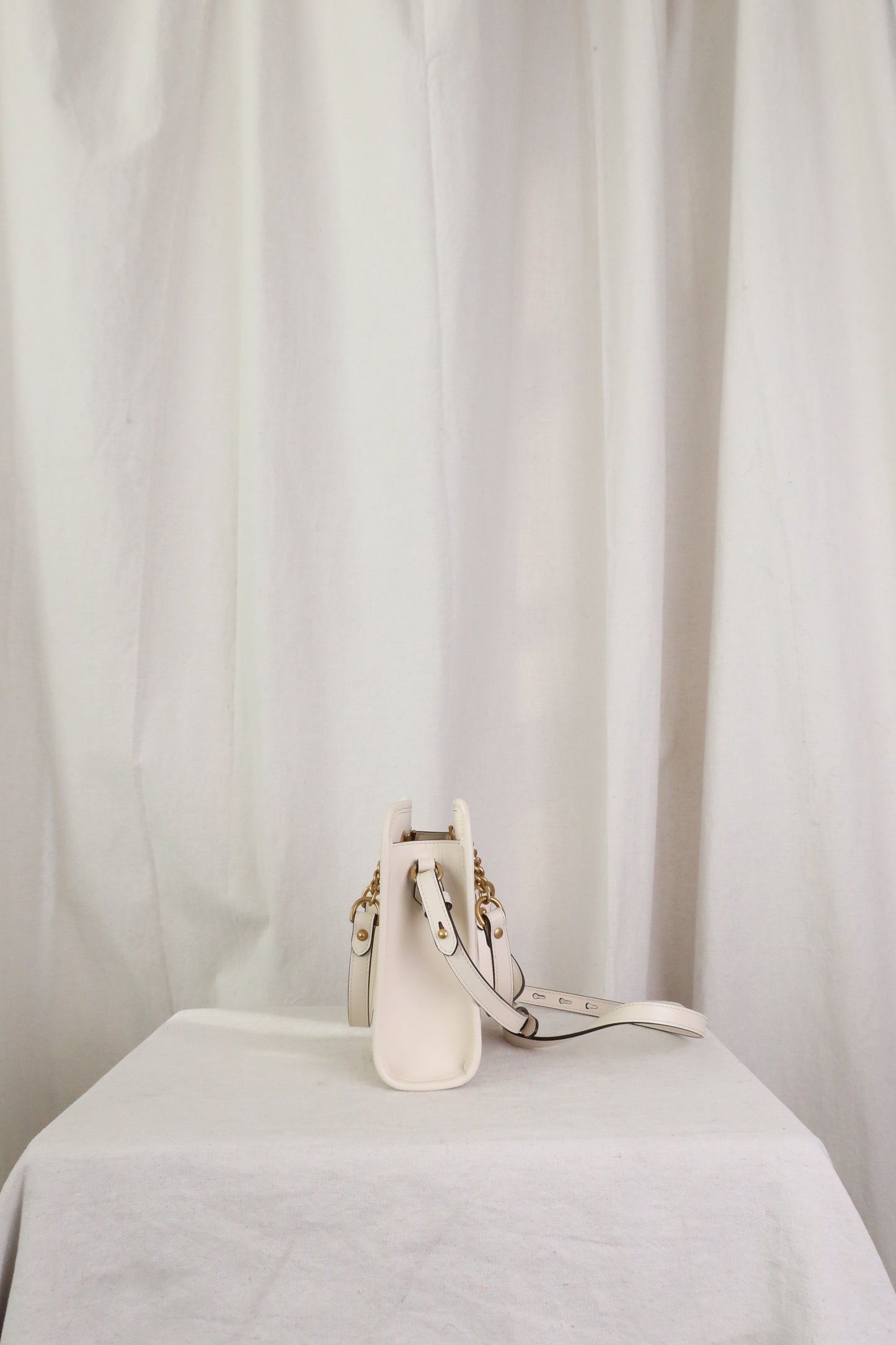 GUCCI GG Marmont White Leather Handbag