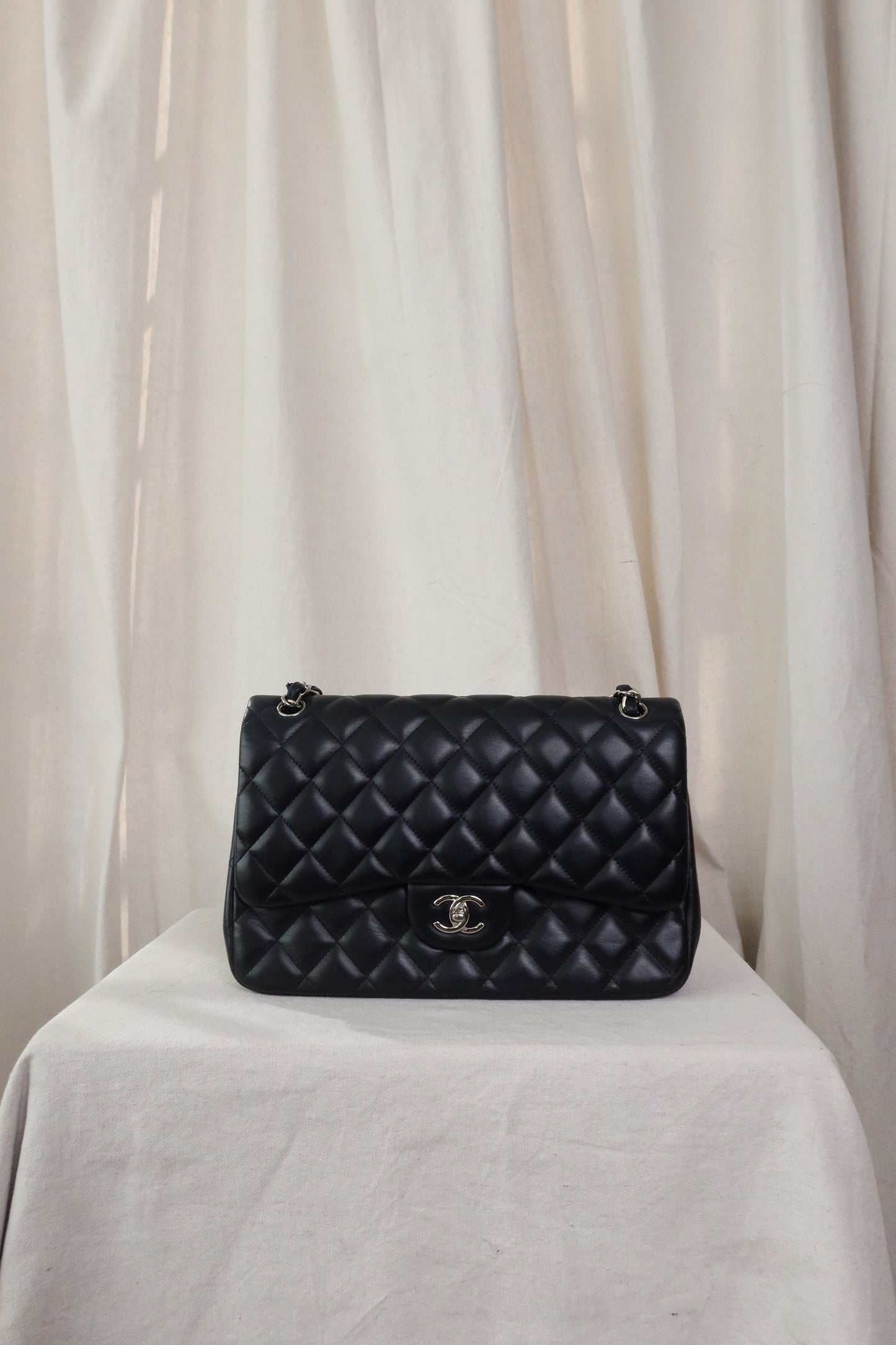 CHANEL Lambskin Quilted Jumbo Double Flap Bag in Navy Blue