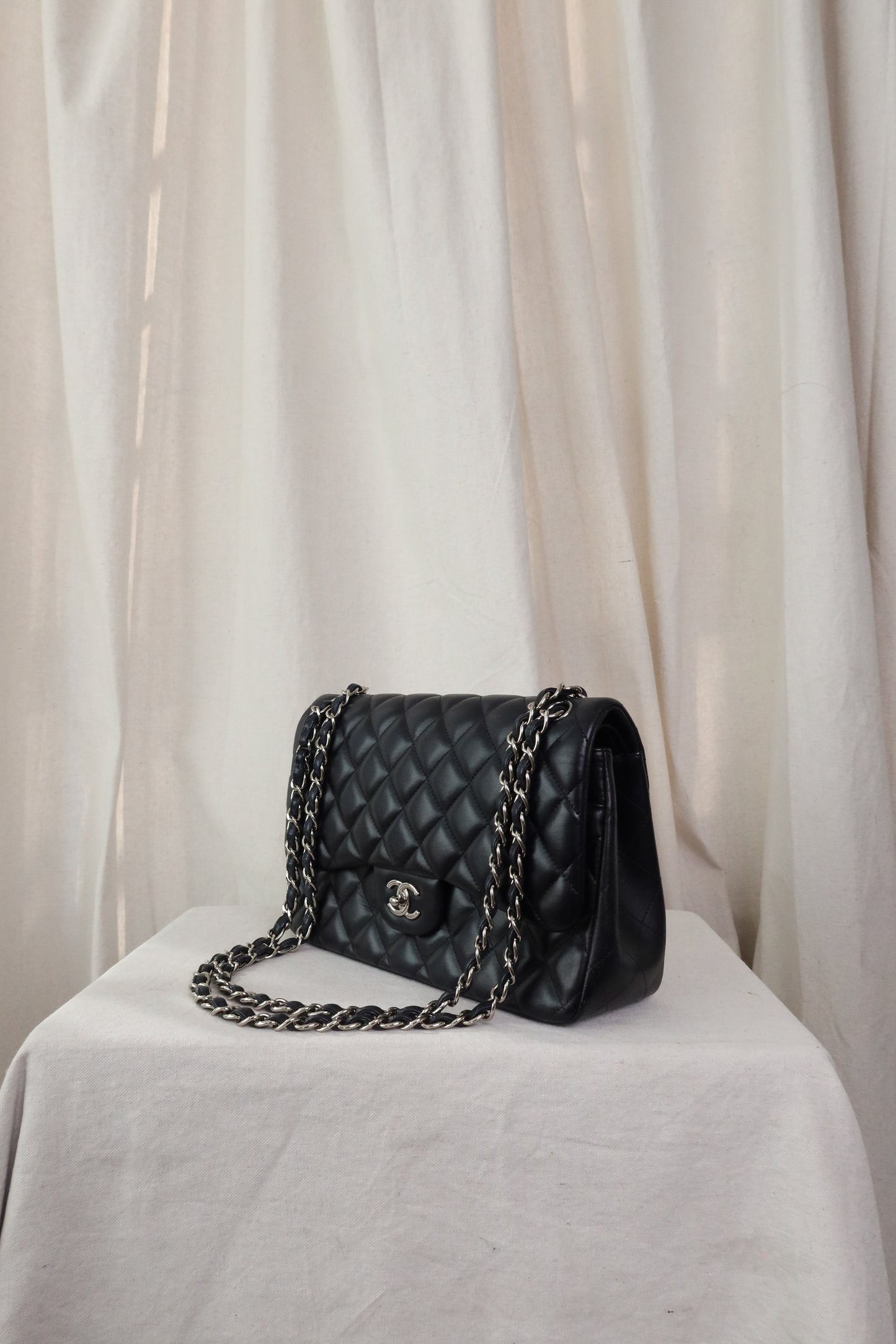 CHANEL Lambskin Quilted Jumbo Double Flap Bag in Navy Blue