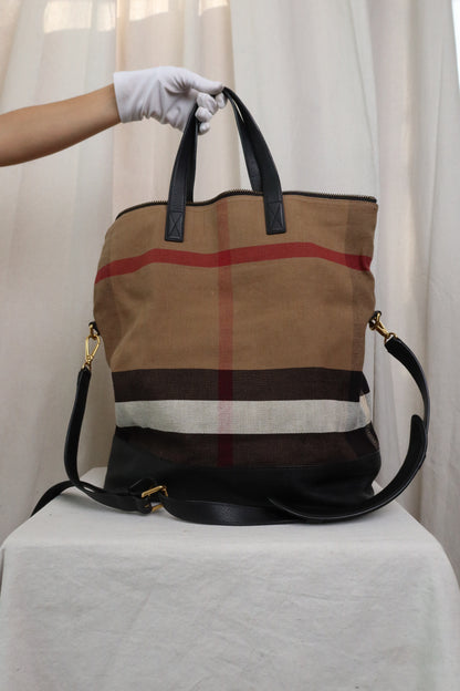 Burberry Grainy Calfskin Mega Check Armley Folding Messenger Black