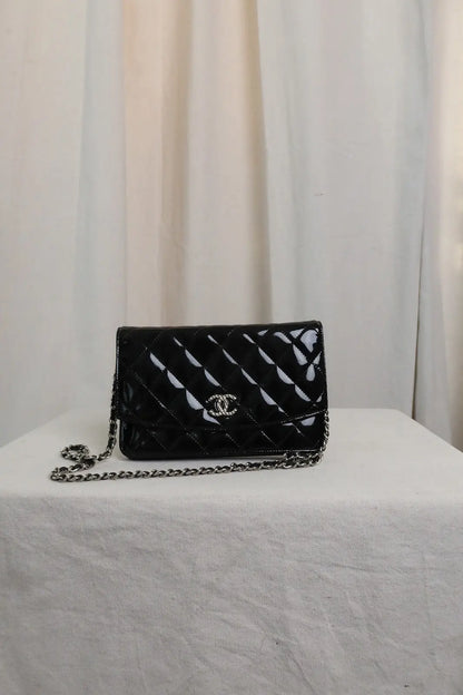 CHANEL Brilliant WOC Patent Leather