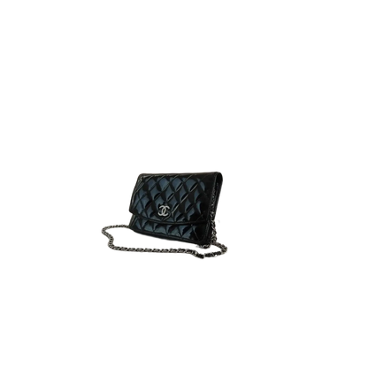 CHANEL Brilliant WOC Patent Leather