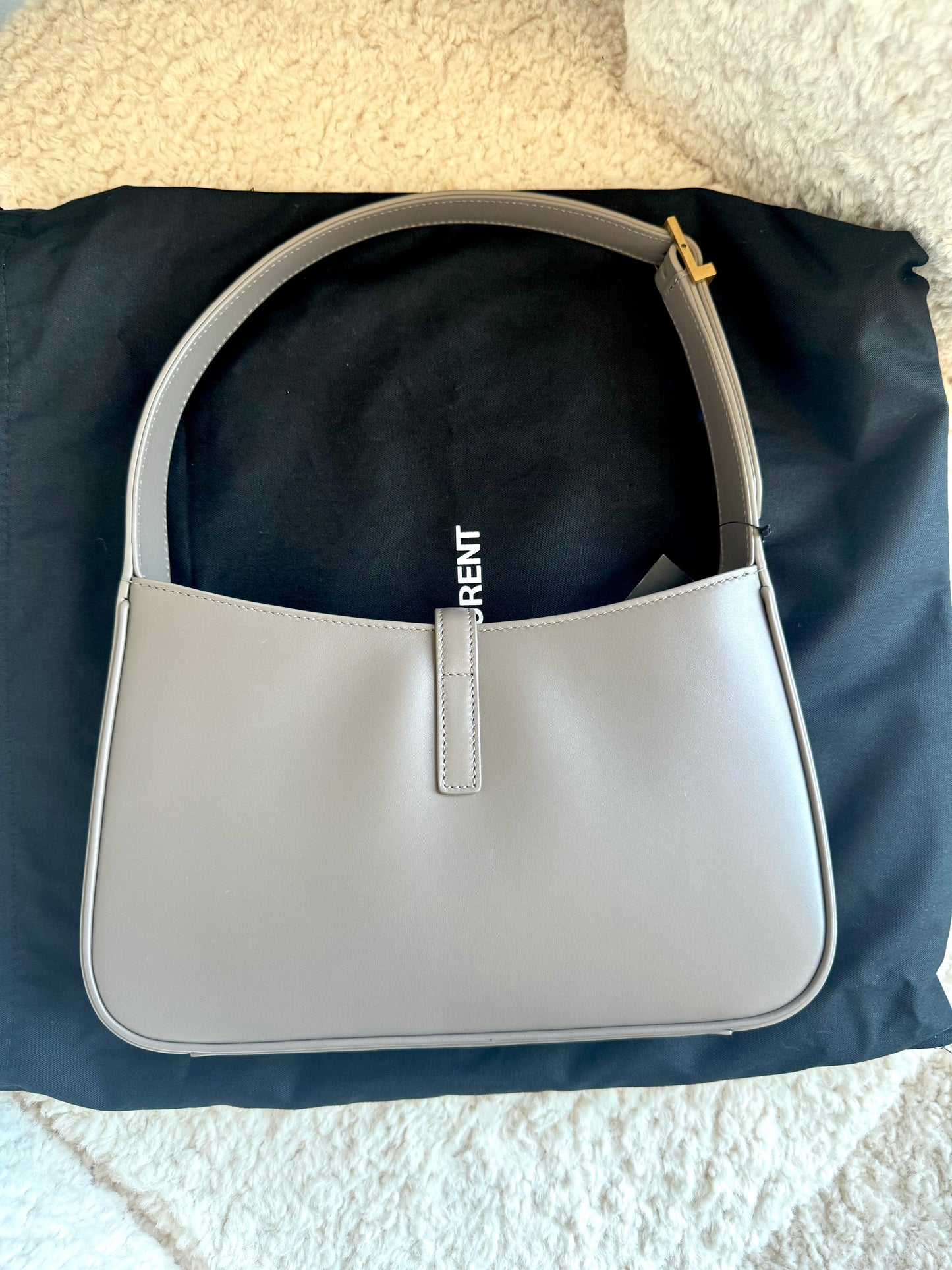 Saint Laurent Le 5 à 7 Hobo Bag in Smooth Leather