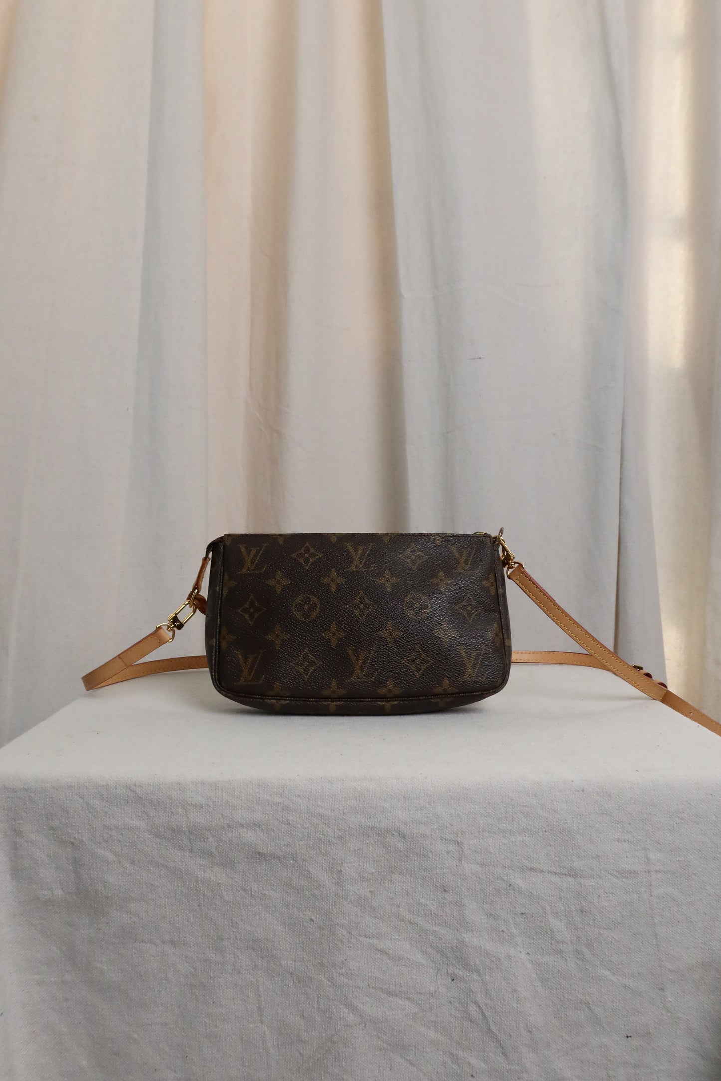 LOUIS VUITTON Monogram Pochette with Straps