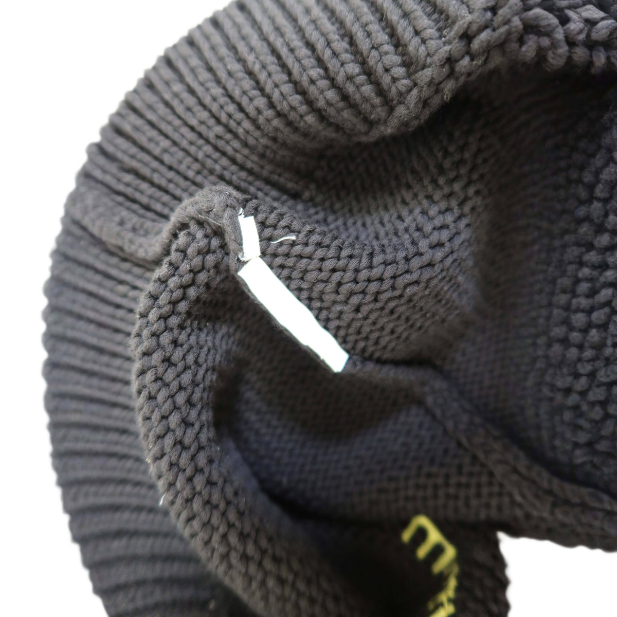 Off-White harry the bunny knitwear