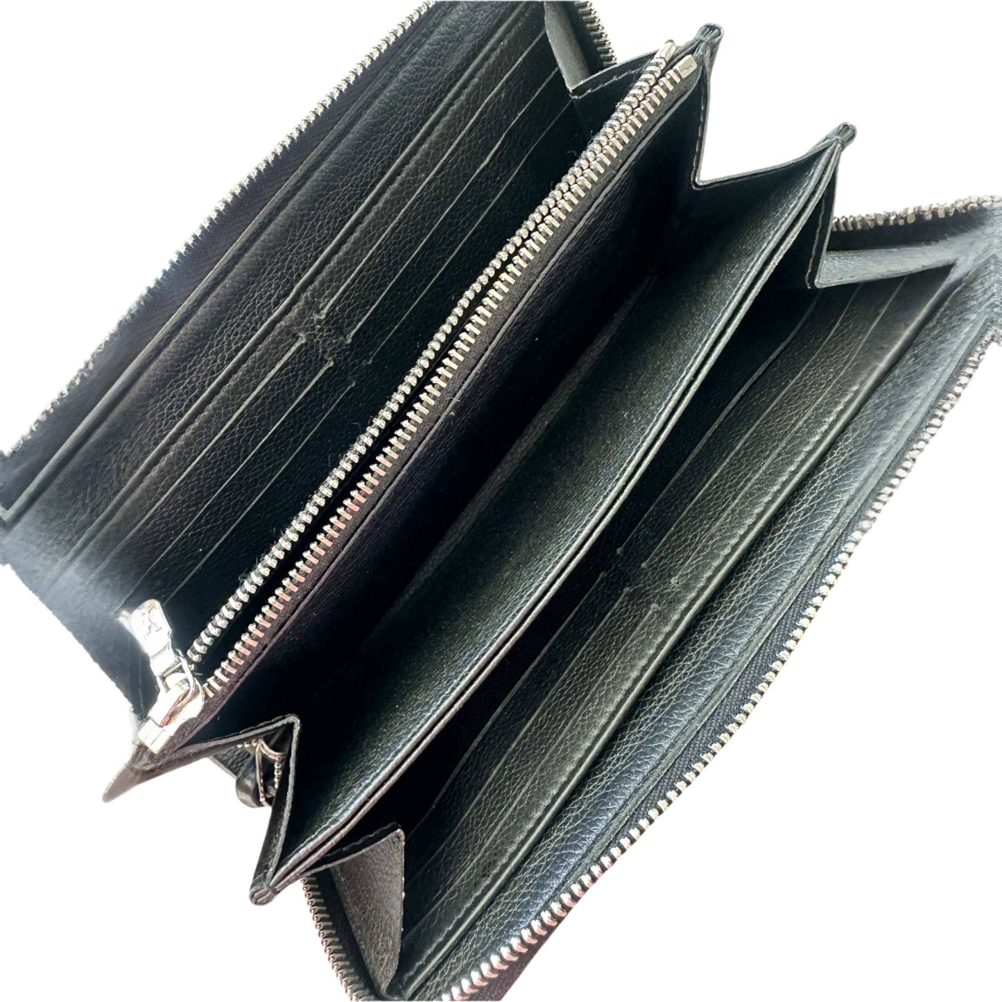 LOUIS VUITTON Zippy Lockme Black