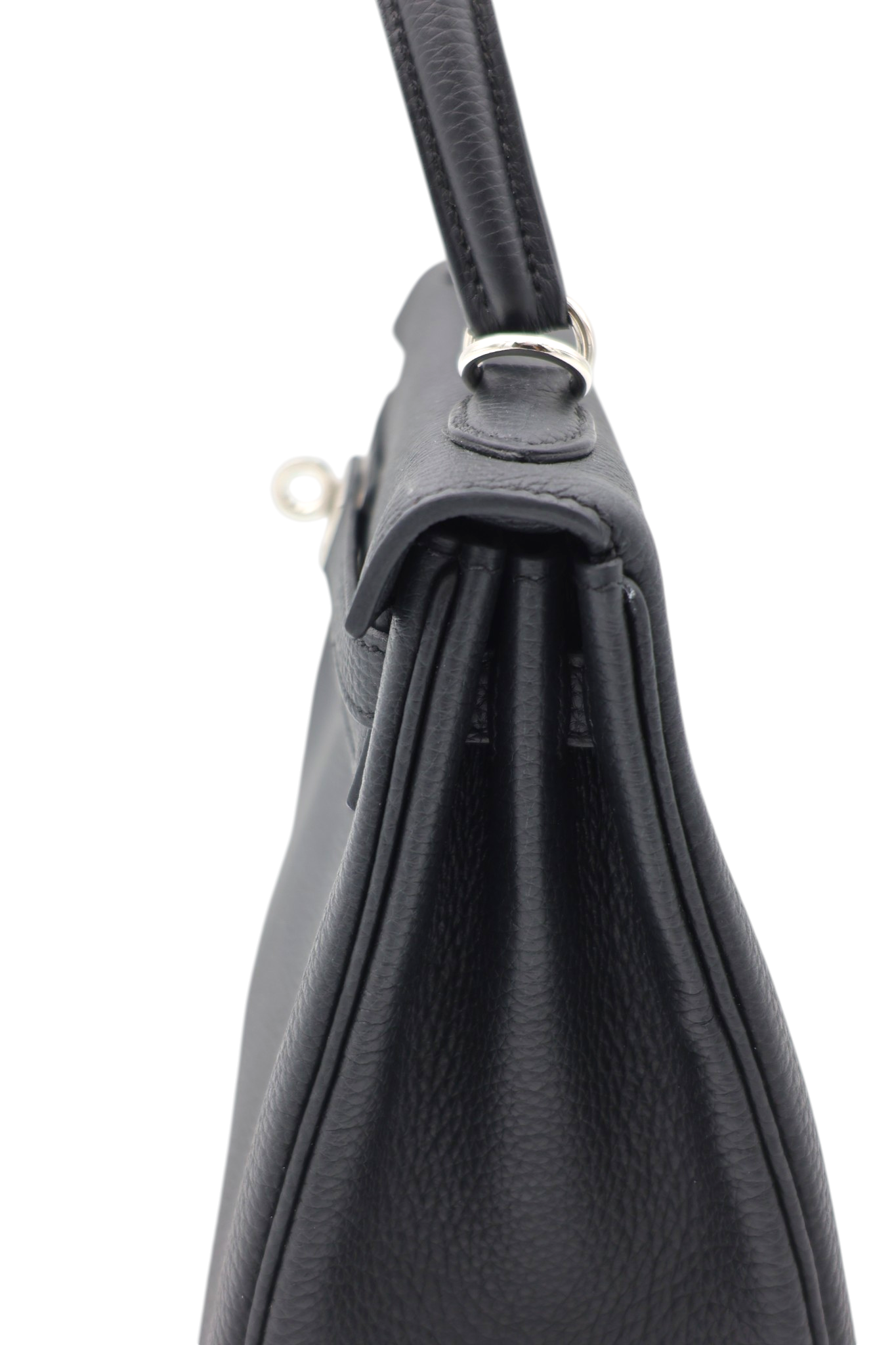 Hermès Kelly 25 in Togo Noir PHW