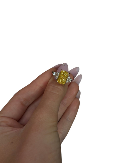 JANARY Radiant 6.12-Carat Fancy Vivid Yellow Lab-Grown Diamond Three-Stone Ring in 18K White Gold