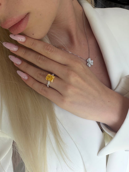 JANARY Radiant 5.21-Carat Fancy Vivid Yellow Lab-Grown Diamond Solitaire Ring in 18K White Gold