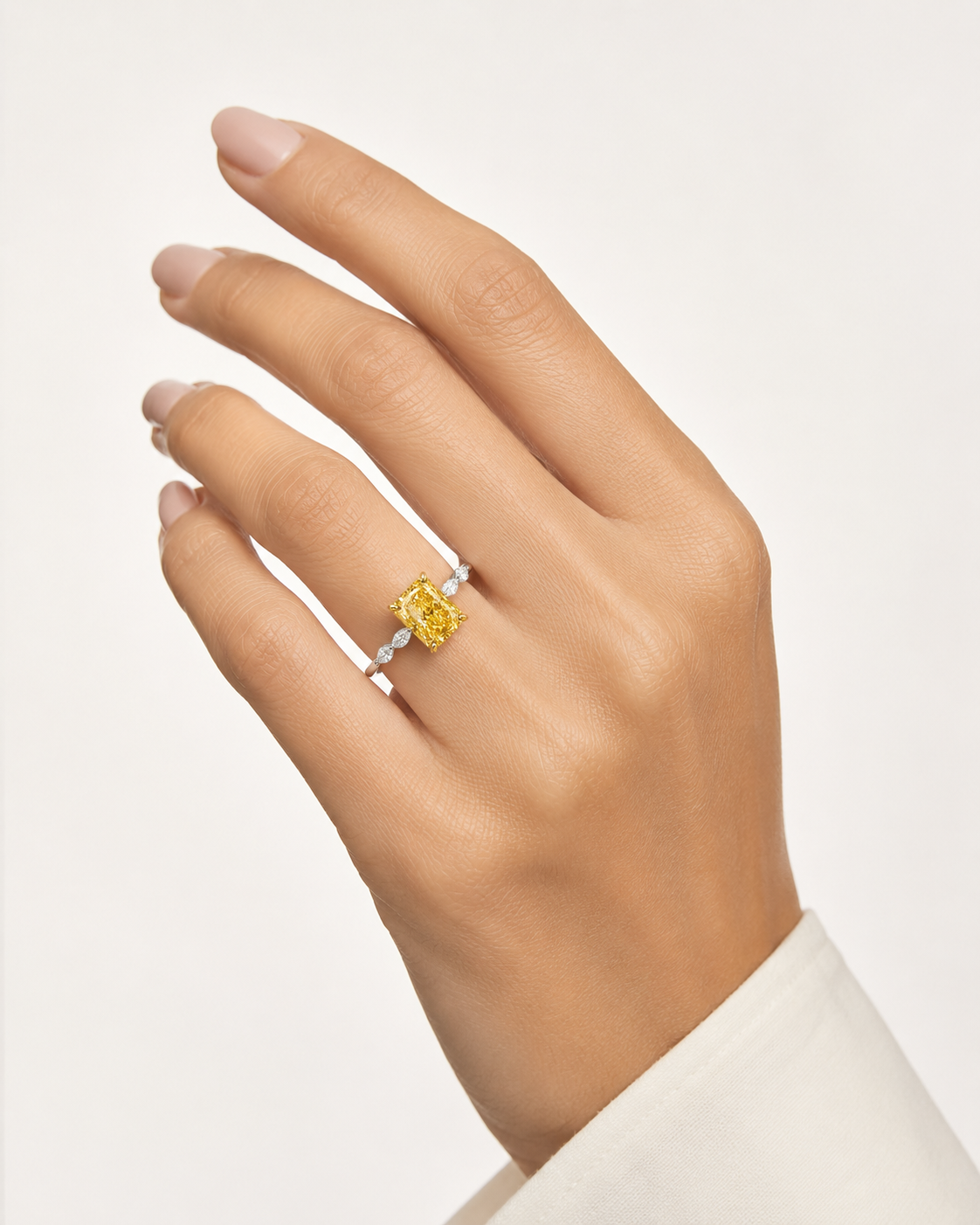 JANARY Radiant 5.21-Carat Fancy Vivid Yellow Lab-Grown Diamond Solitaire Ring in 18K White Gold