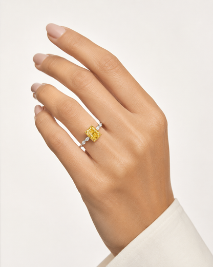 JANARY Radiant 5.21-Carat Fancy Vivid Yellow Lab-Grown Diamond Solitaire Ring in 18K White Gold