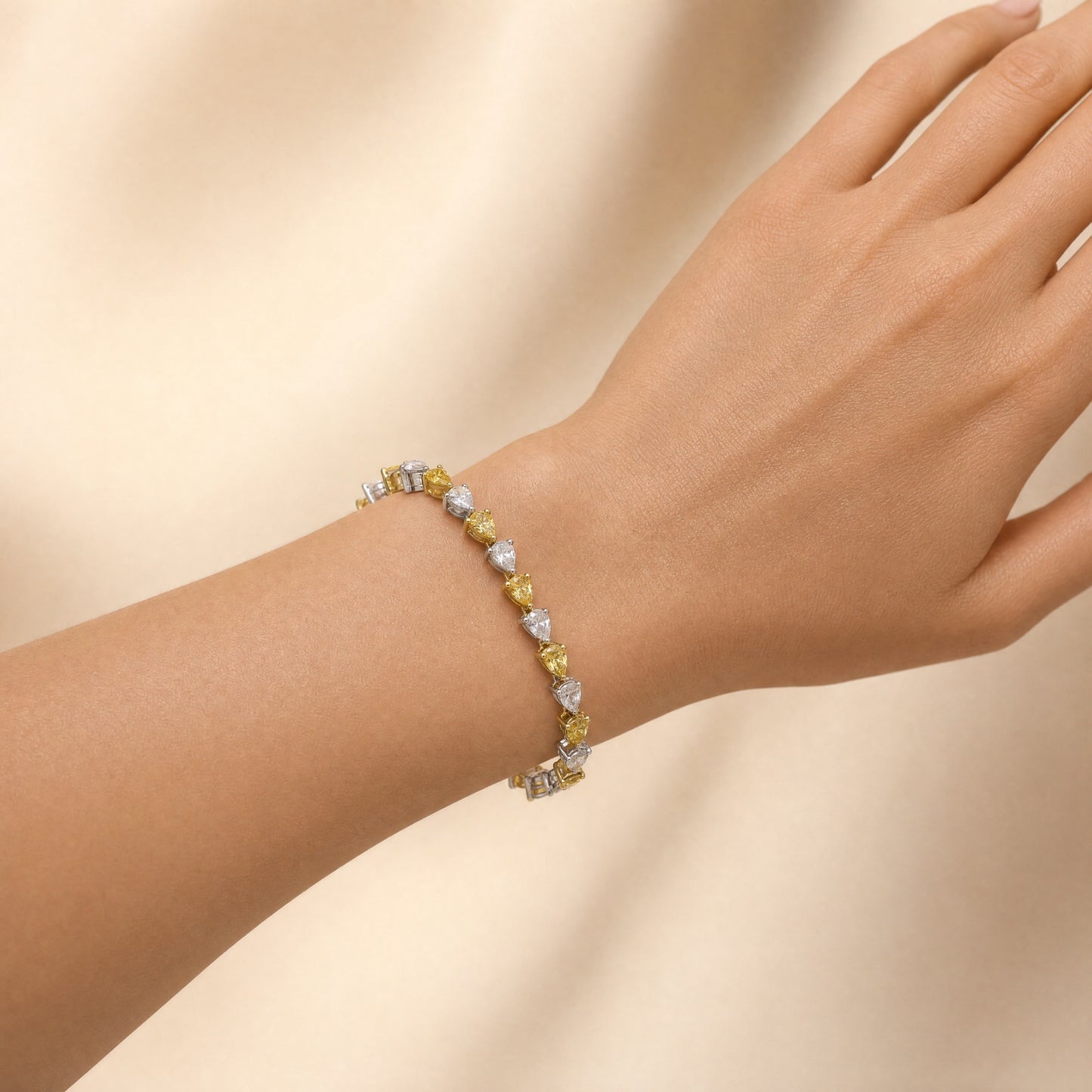 JANARY 8-Carat Pear White & Fancy Yellow Diamond Alternative Tennis Bracelet in 18K Gold