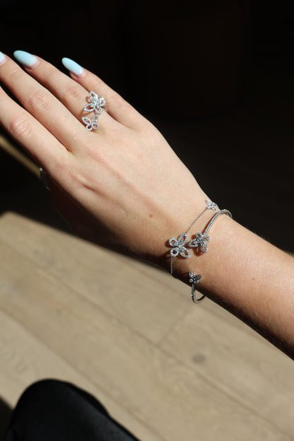 Lab-Grown Diamond Floral Bracelet in 18K White Gold