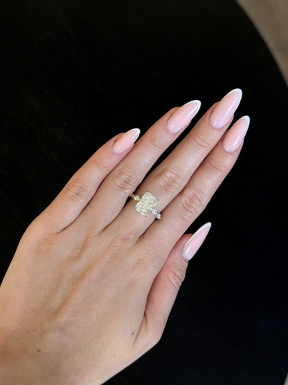 Radiant Cut Diamond Ring in 14k White Gold