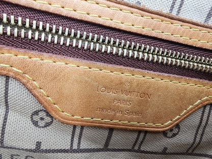Louis Vuitton Neverfull MM Tote Bag Articles De Voyage 101, Champs Elysees Paris In Brown Monogram