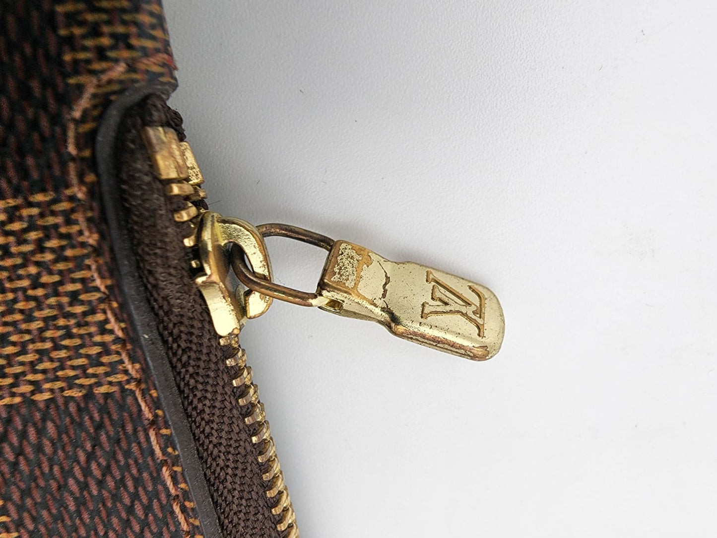 Louis Vuitton Neverfull GM Tote Bag Article De Voyage 101, Champs Elysees Paris In Damier Ebene Cerise Red With Pochette