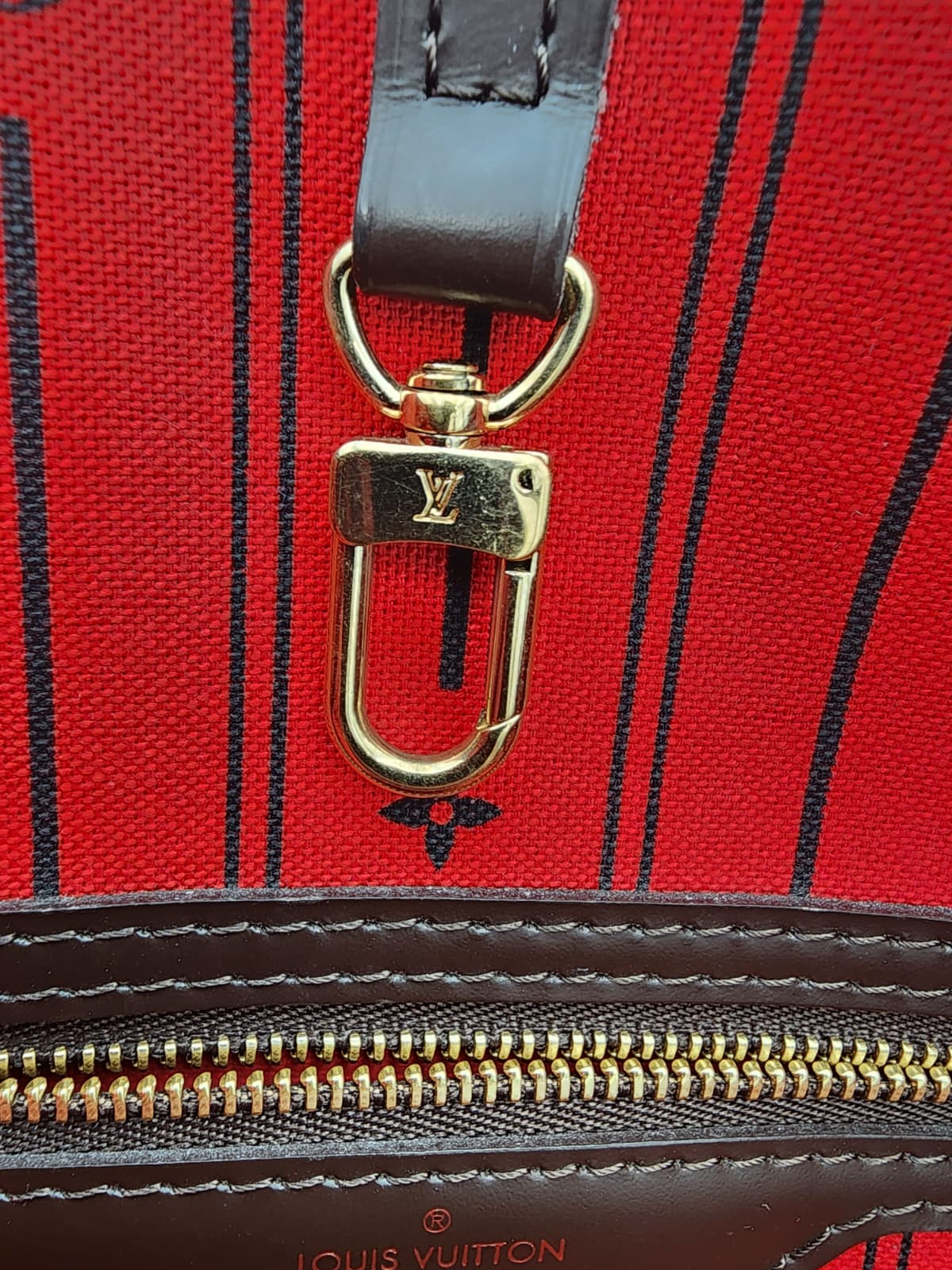 Louis Vuitton Neverfull GM Tote Bag Article De Voyage 101, Champs Elysees Paris In Damier Ebene Cerise Red With Pochette