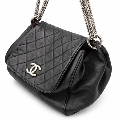 Chanel Quilted Leather Chain Tote Bag Black SHW