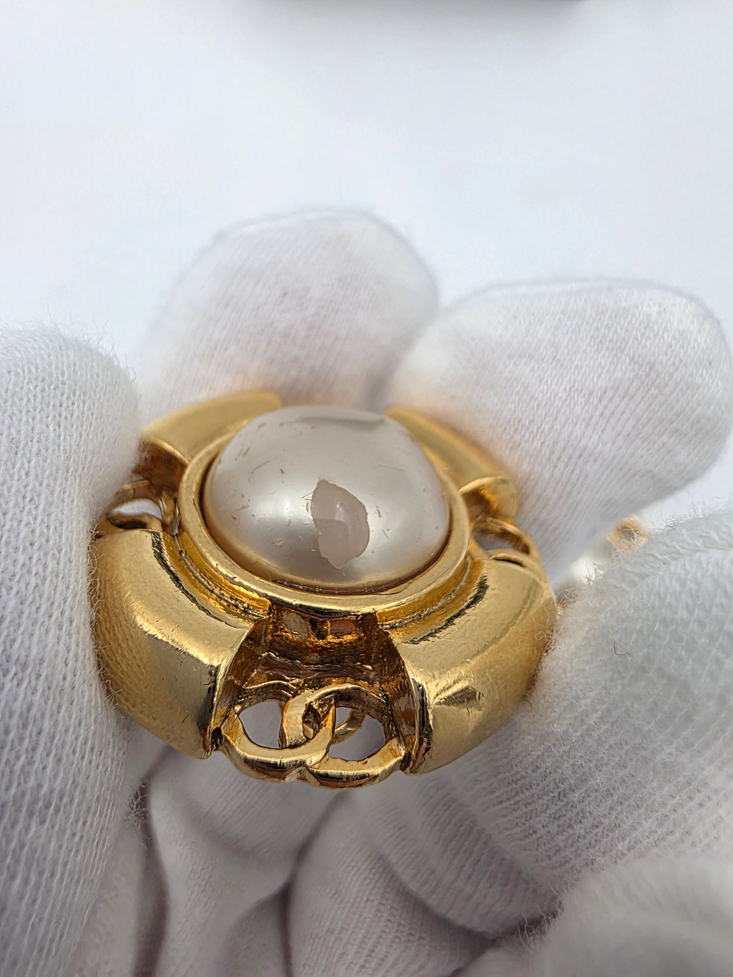 Chanel Coco Faux Pearl Earrings in Gold-Tone Metal (29 Engraved)