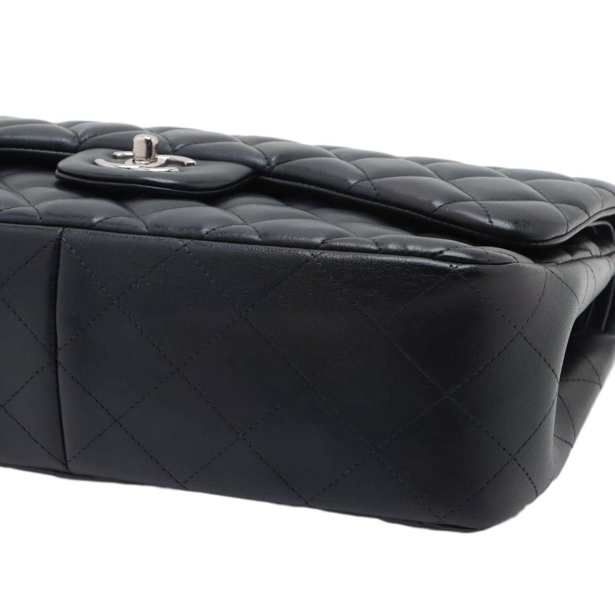 CHANEL Lambskin Quilted Jumbo Double Flap Bag in Navy Blue