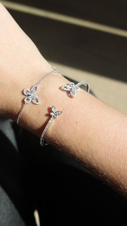 Lab-Grown Diamond Floral Bracelet in 18K White Gold