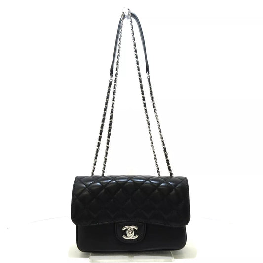 CHANEL Matelasse Shoulder Bag