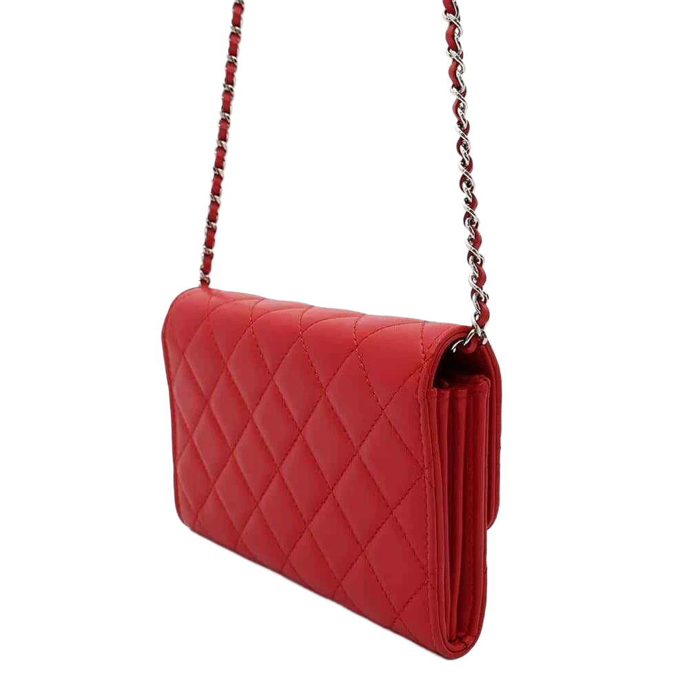 CHANEL Matelasse Chain Wallet Lambskin Red