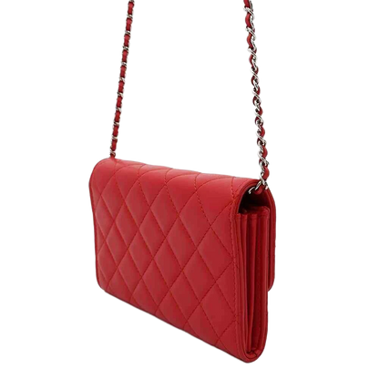 CHANEL Matelasse Chain Wallet Lambskin Red